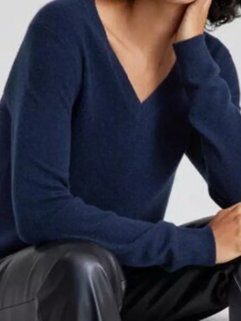 Charter Club Navy Blue 100% Cashmere V-Neck Sweater S